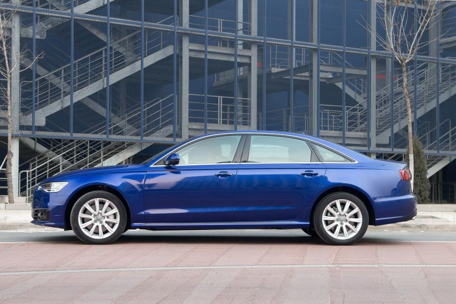  Audi A6 L 50 TFSI Quattro (4G, C7) 2016 года  (CN) (фото 4 из 7)